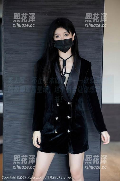 秀人网-软软爱吃肉 秀人网 - 不止课本的陪伴——软软爱吃肉的校服原图壁纸,这个组合让你想好好读书!