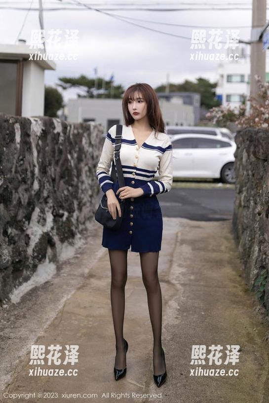 秀人网 - 陈思琪Art写真：家里的角落，意外的低调奢华