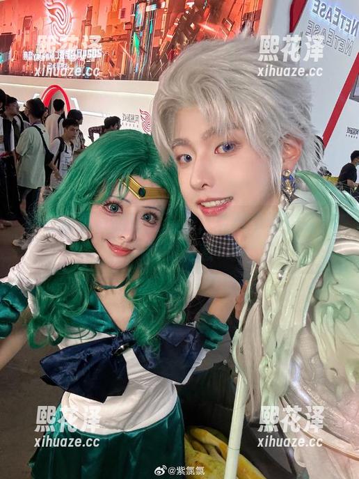 紫氯氯 就在紫氯氯的浴室合集,空气中漂浮着香氛的诱惑