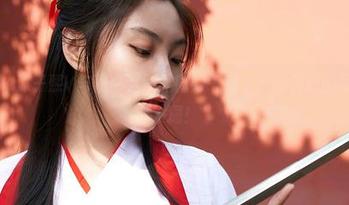 蜜桃社 – 沐子熙V与黑白之间的微妙气息，资源满满的写真等你发掘！