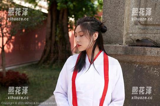 蜜桃社 - 陆萱萱Cecilia美脚再更新！大脑已经被这双无敌美足摧毁，在线请求大腿和心脏都来个双击！