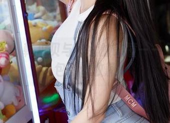 蜜桃社 – 韩贝贝与修女的碰撞——免费图包等你收藏