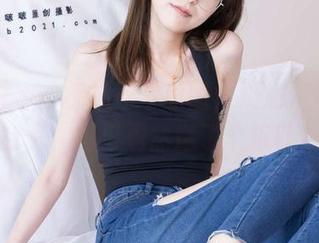 袜啵啵 – 白棉袜花絮原图，奶油悄悄翻转时光，袖口居然造了个乐队？