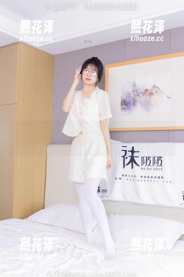 袜啵啵 - 闲聊长靴：稚予展示原图，让你心里小鹿乱撞！