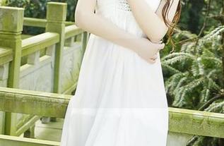 轰趴猫 – 修女的另一面：陈雅漫的写真分享，有点意思