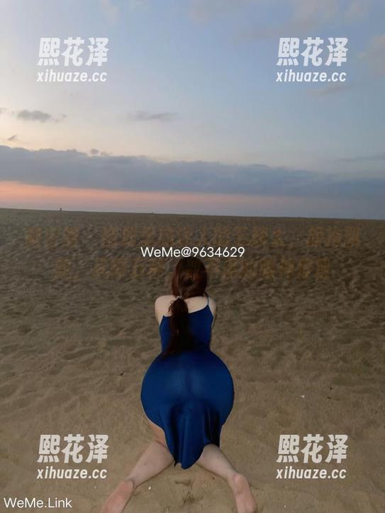 微密圈 - 图册里的迷人的五姨太，旗袍飘飘，风情万种，数不清的眼神停留