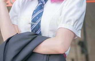 嗨，阿九从不咕咕，你的阮梅写真太有趣了，忍不住多看几遍