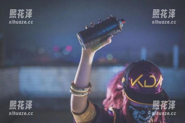 阿薰kaOri的黑兽精灵美图，感觉随时要跳出来和我对话，咋会这么有趣！