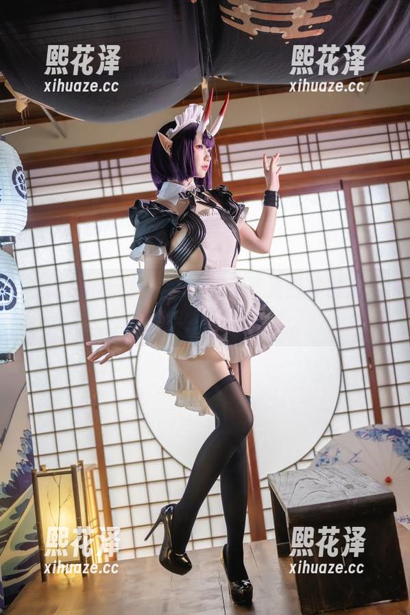 雪晴嘟嘟玩兔子女郎，无圣光照样撩人，图包牛得飞起！