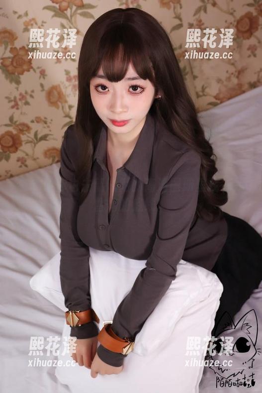 有本事你也去韶陌陌的高清图册里找一找雷姆的底线。