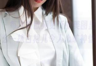 魅妍社 – 每次黄歆苑更新的美图里，总有那么一抹白裙儿令人心旷神怡。