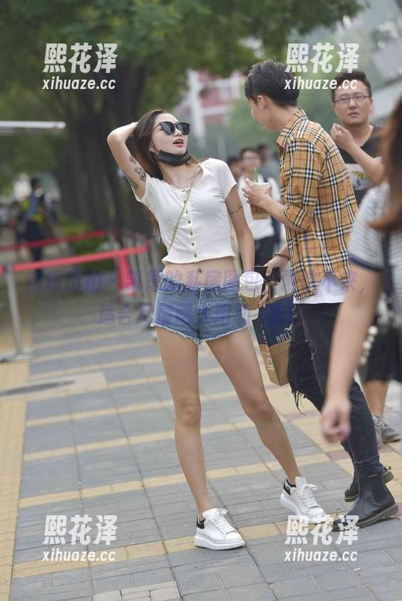 魔镜街拍 - 凯恩的私房图包：雨季不来，适合尽情晒太阳和囧态！